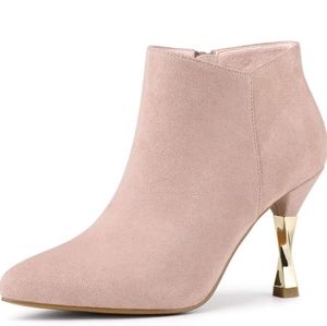 NEW Faux suede Ankle boots 7.5